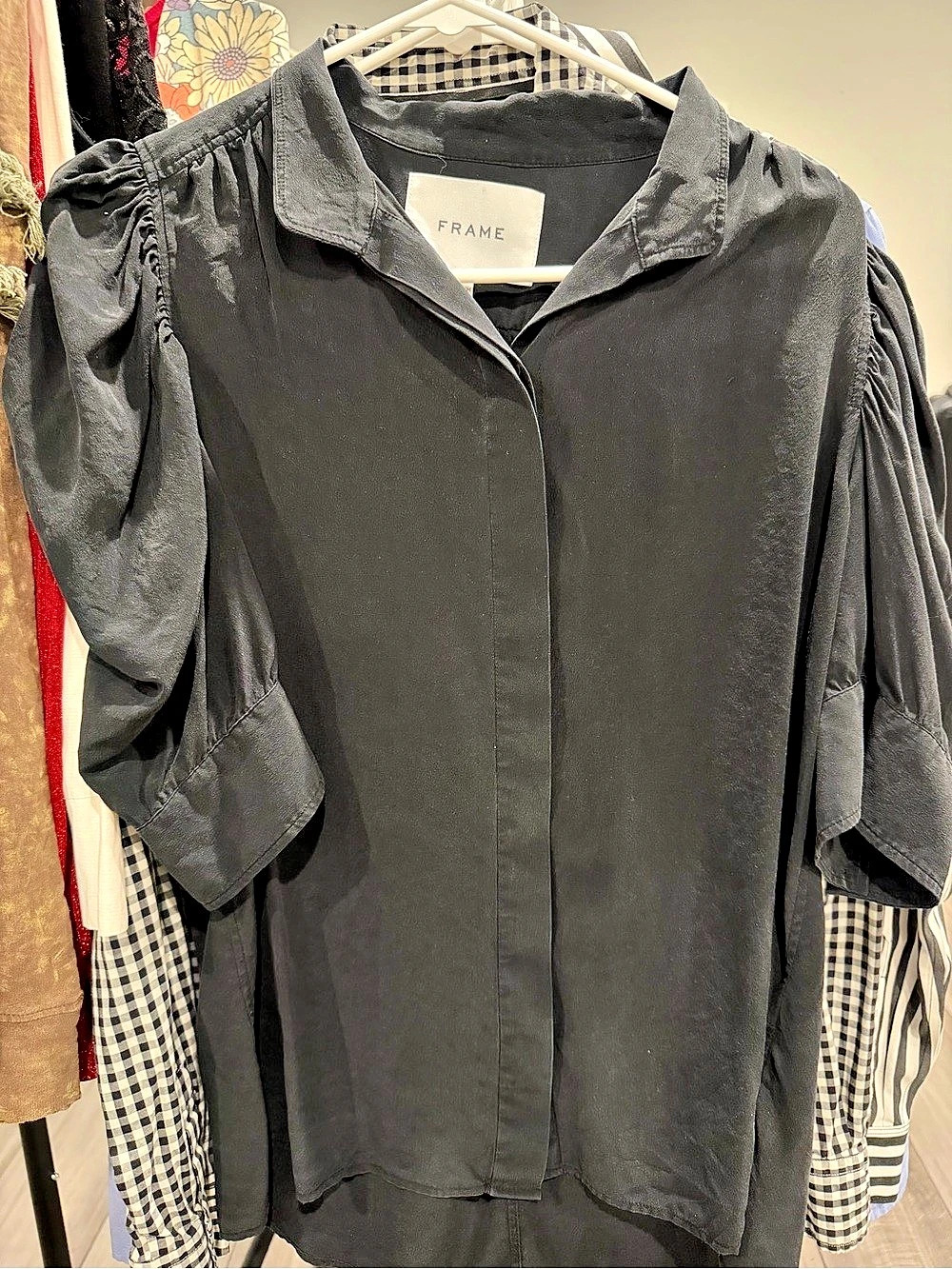 FRAME Gillian Puff Sleeve Silk Blouse Avis wash Black Medium